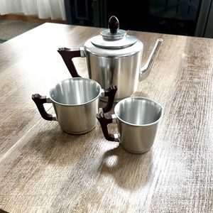 Vintage Kensington Ware - Aluminum set with wooden handles.